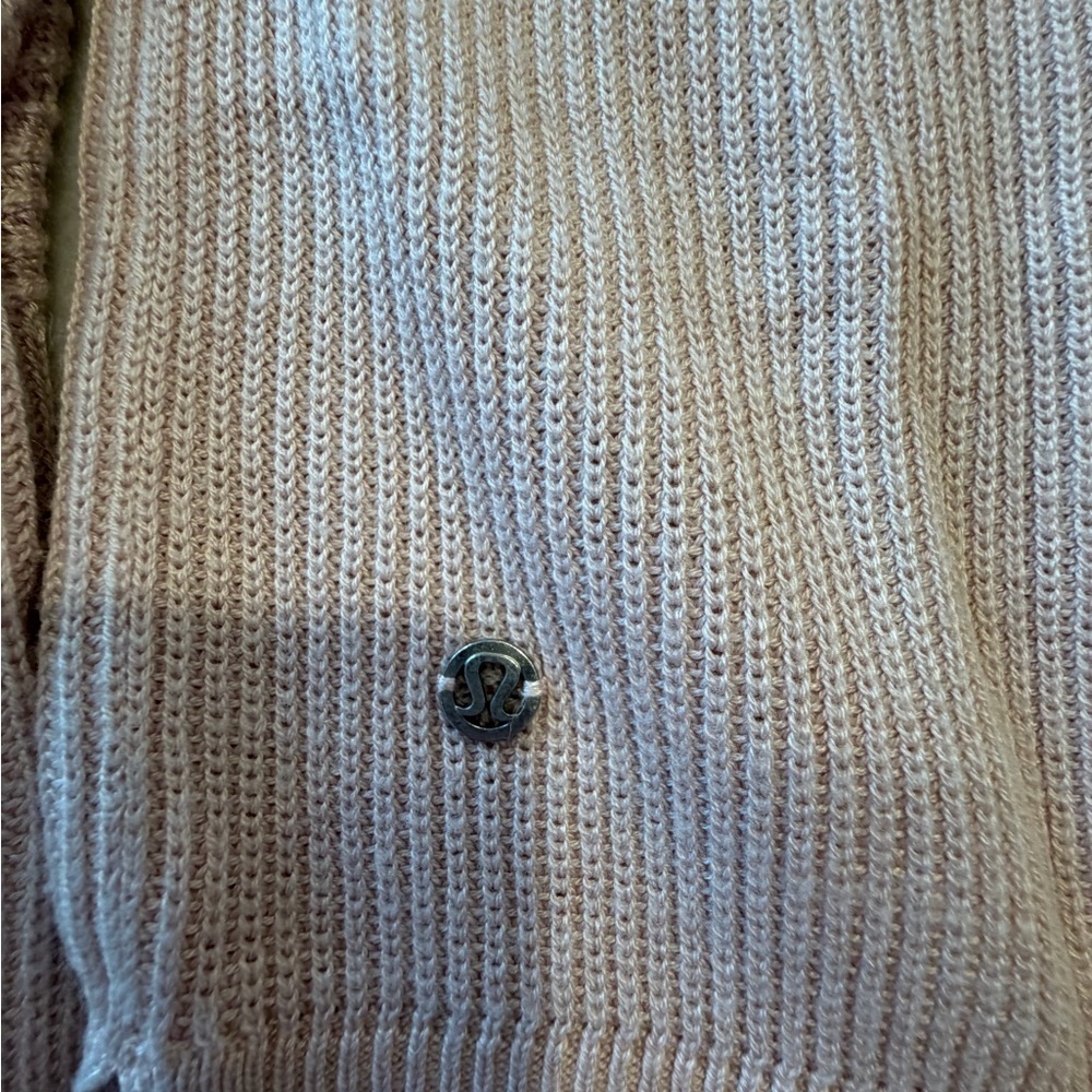 LULULEMON LAVENDER HAZE SWEATER!! Gorgeous details and quality! S - Picture 7 of 7